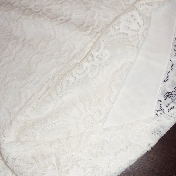 Dress Lace SMALL Cream color Long Sleeve Special Occasion Holiday Wedding - Picture 9 of 11